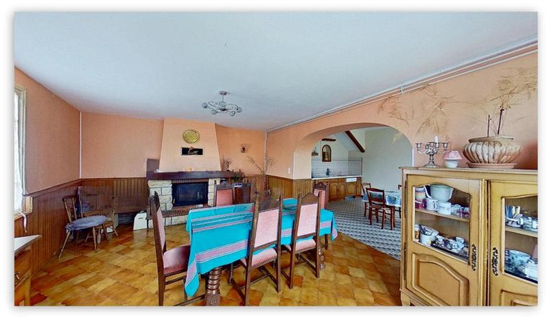 Maison - 21 667 m² - 11 pièces