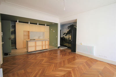 Appartement - 87 m² - 4 pièces