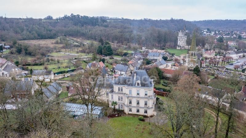 Propriété - 750 m² - 15 pièces