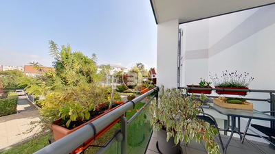 Appartement - 105 m² - 4 pièces