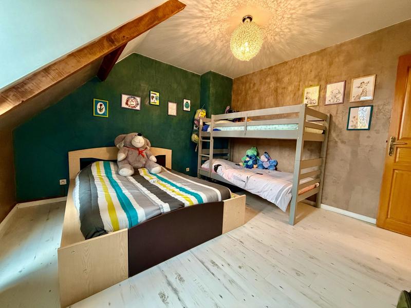 Maison - 165 m² - 8 pièces