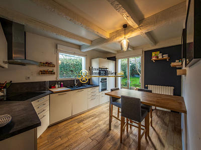 Maison - 145 m² - 6 pièces