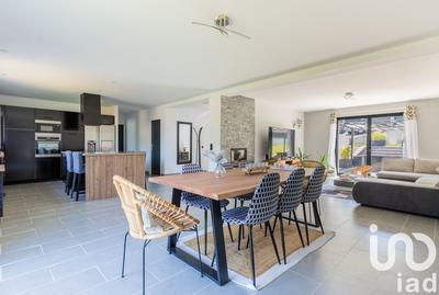 Maison - 195 m² - 6 pièces