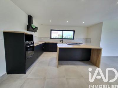 Maison de maîtres - 145 m² - 6 pièces