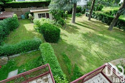 Maison - 260 m² - 12 pièces