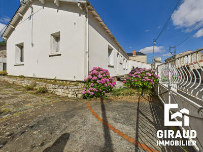 Maison traditionnelle - 120 m² - 6 pièces