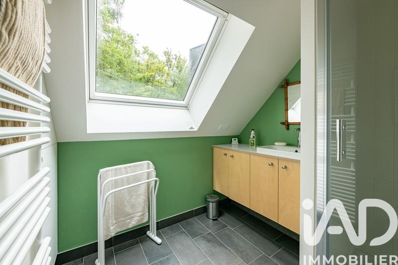 Maison - 250 m² - 9 pièces