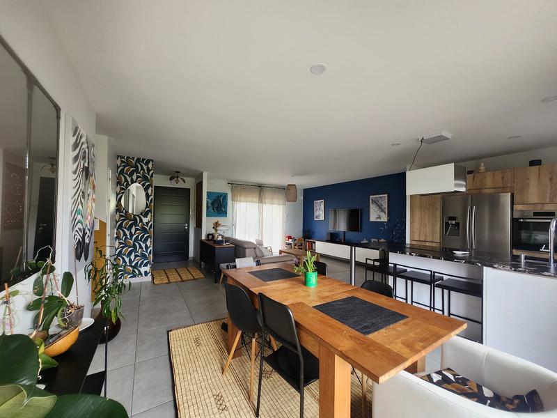 Maison - 152 m² - 7 pièces