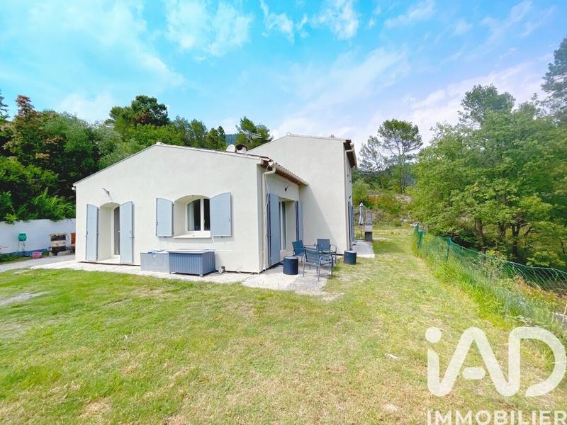 Maison - 141 m² - 5 pièces