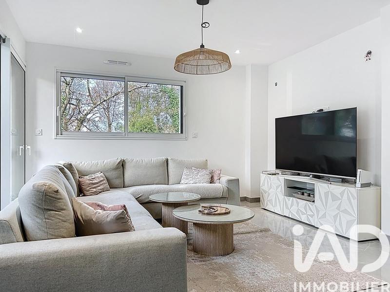 Maison - 145 m² - 6 pièces