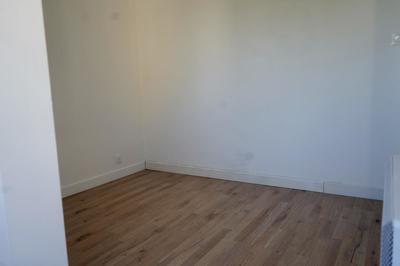 Studio - 32 m² - 2 pièces