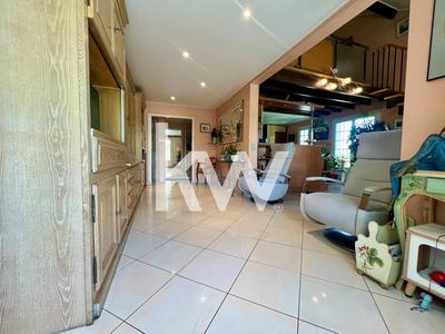 Appartement - 110 m² - 4 pièces