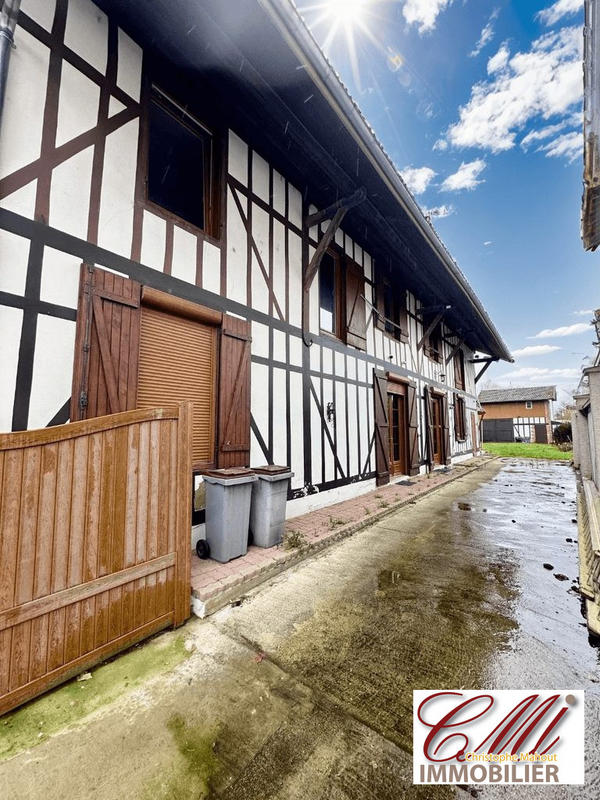 Maison - 180 m² - 5 pièces