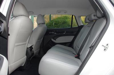 Mg mg5 Electric 130kw Luxury 50kwh Autonomie Standard 2wd