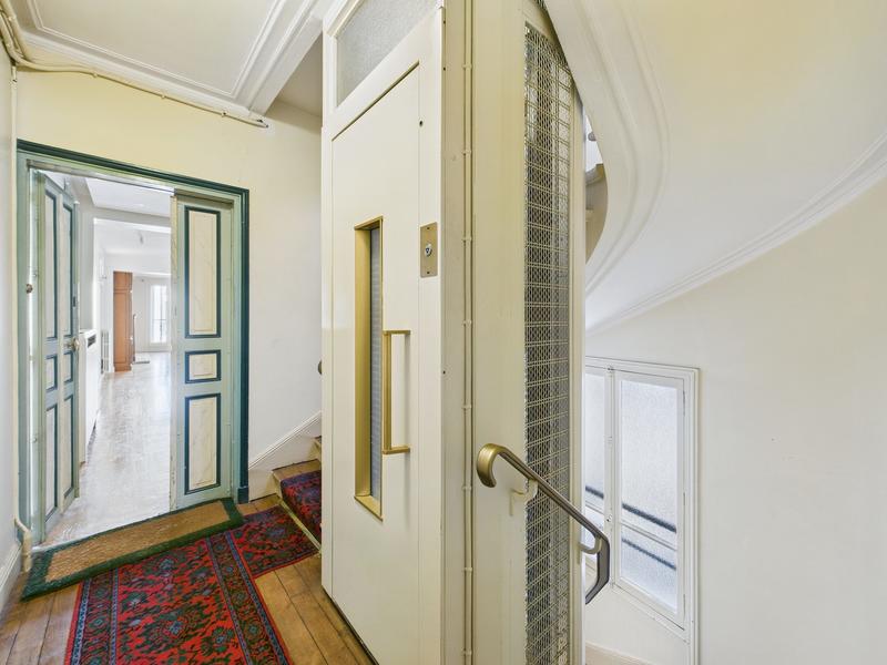 Appartement - 85 m² - 3 pièces