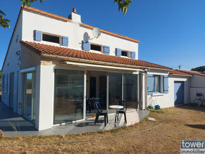 Maison - 120 m² - 6 pièces