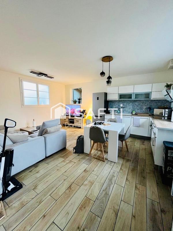 Maison - 75 m² - 5 pièces