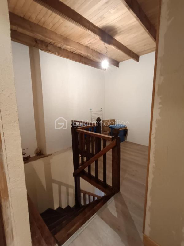 Maison en pierre - 113 m² - 4 pièces