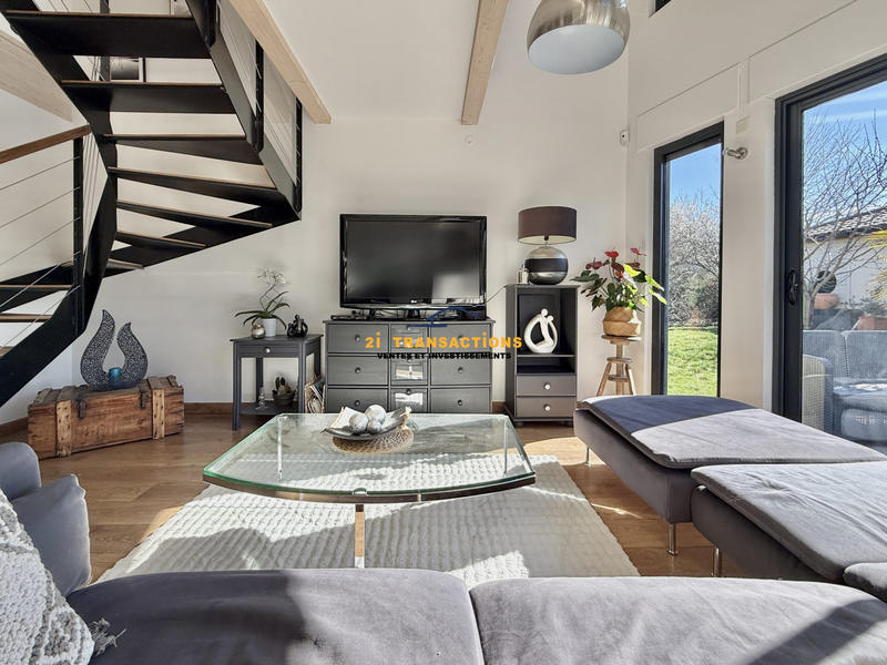 Villa - 160 m² - 5 pièces