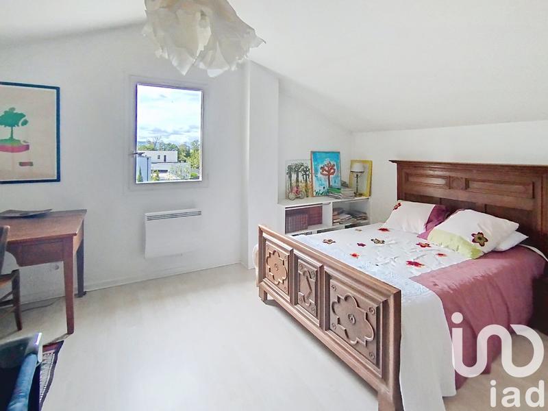 Maison - 204 m² - 6 pièces