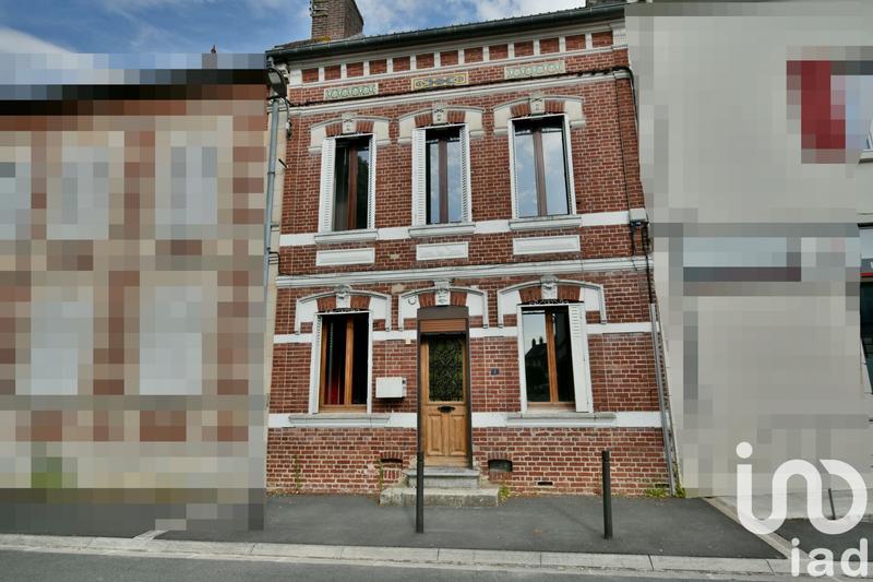 Maison - 98 m² - 4 pièces