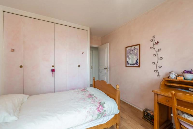 Appartement - 86 m² - 4 pièces