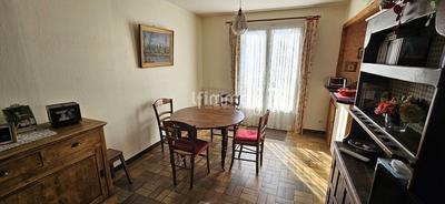 Pavillon - 111 m² - 5 pièces