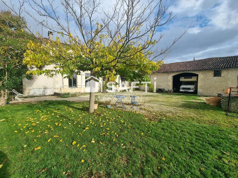 Maison - 240 m² - 9 pièces