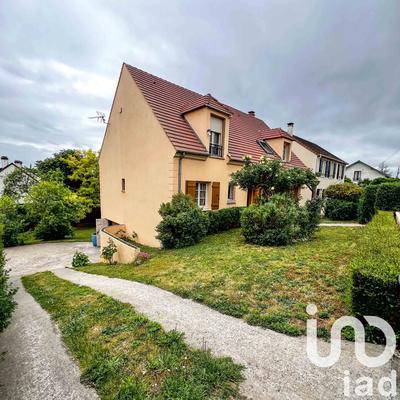 Maison - 150 m² - 7 pièces