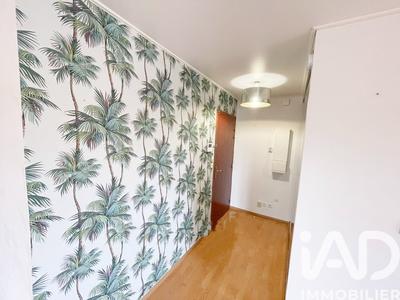 Appartement - 100 m² - 5 pièces