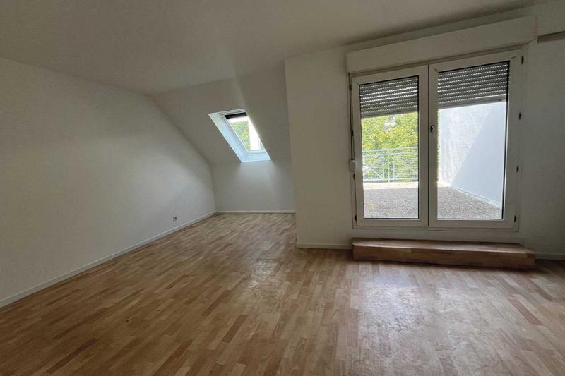 Appartement - 80 m² - 4 pièces