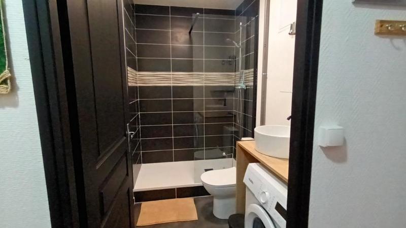 Immeuble - 1 021 m² - 1 pièce