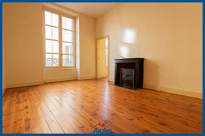 Appartement - 101 m² - 4 pièces