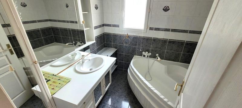 Villa - 88 m² - 4 pièces