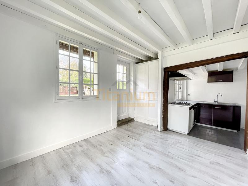 Maison - 104 m² - 6 pièces