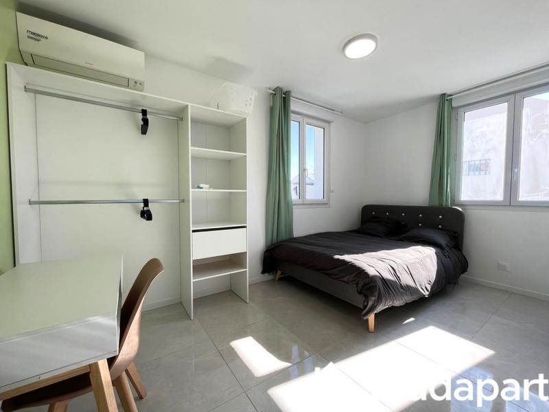 Chambre - 9 m² - 1 pièce