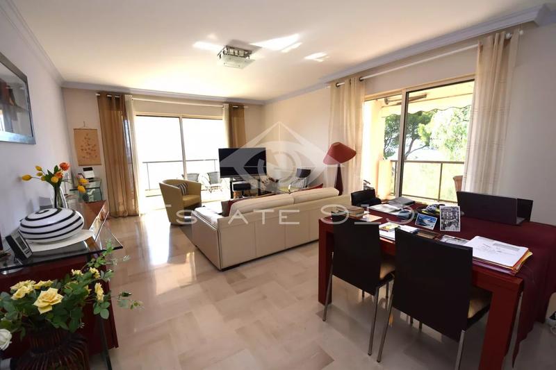 Appartement - 80 m² - 3 pièces