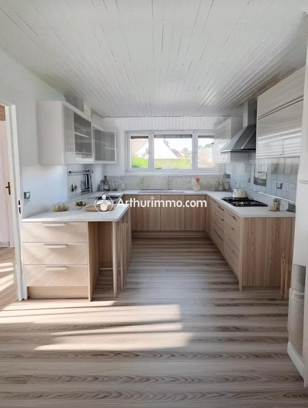 Maison - 105 m² - 5 pièces