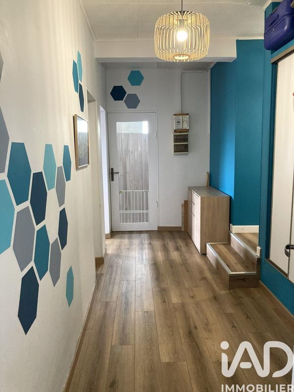 Maison - 214 m² - 8 pièces