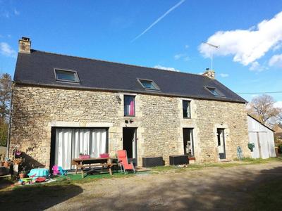 Maison en pierre - 190 m² - 7 pièces