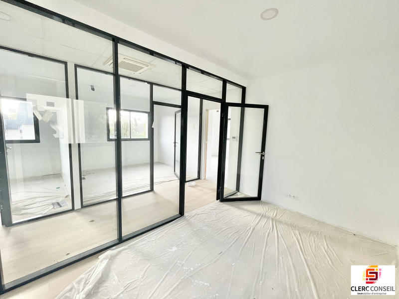 Bureau - 100 m²
