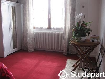 Chambre - 15 m² - 1 pièce