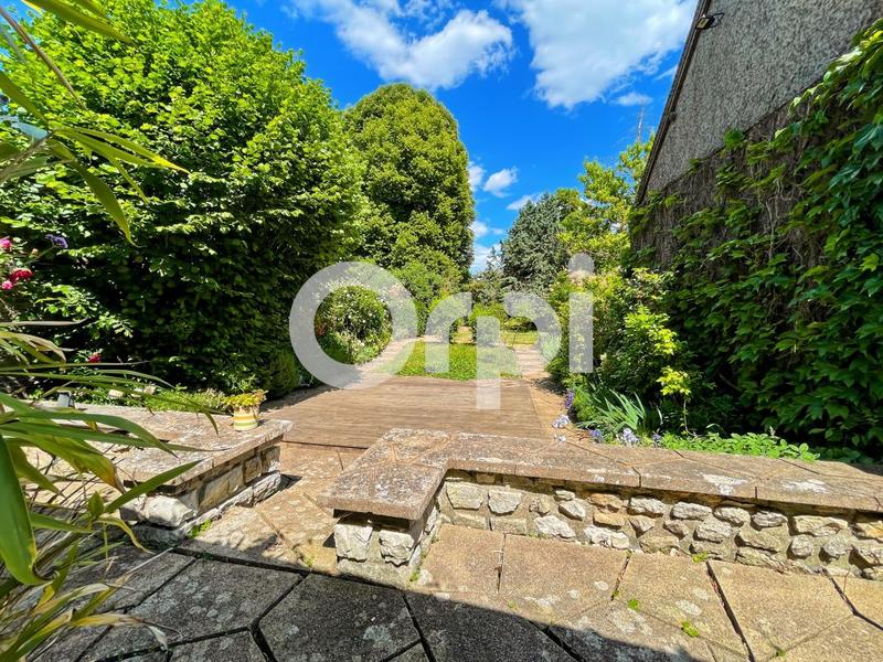 Propriété - 164 m² - 8 pièces