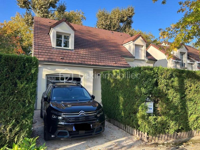 Maison - 142 m² - 6 pièces