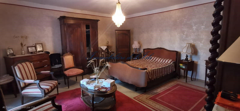 Maison - 170 m² - 8 pièces