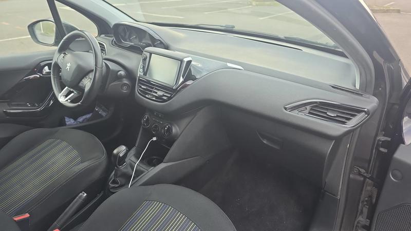 Peugeot 208 I 1.2 PureTech 82 Urban Soul