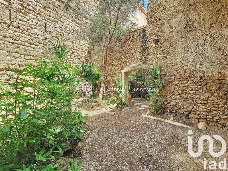 Maison - 391 m² - 12 pièces