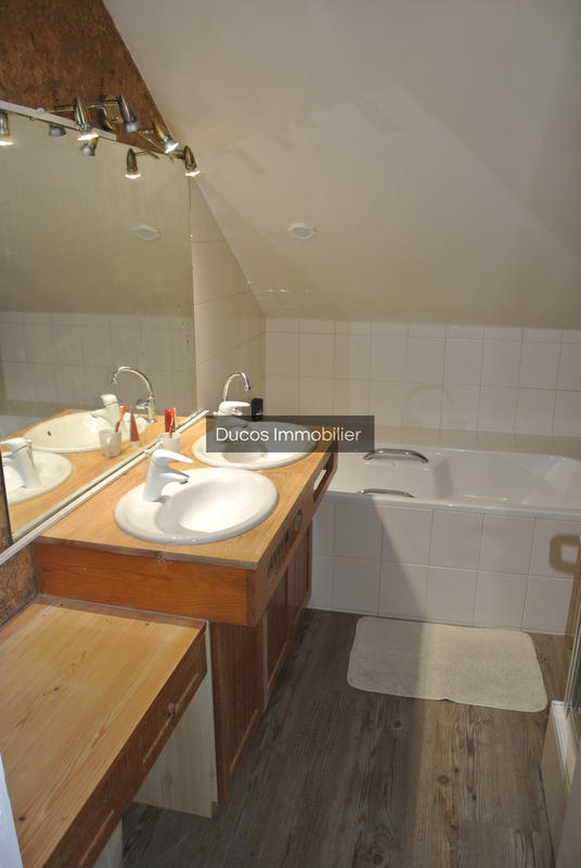 Maison - 136 m² - 3 pièces