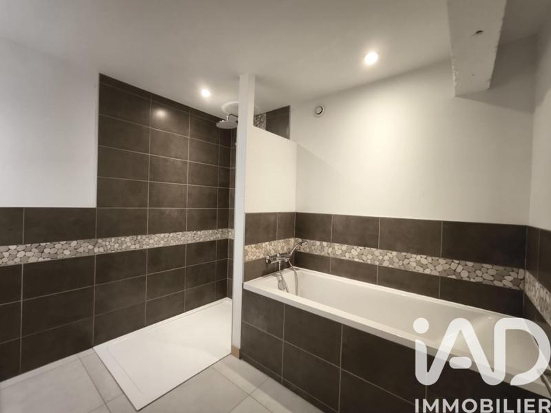 Appartement - 96 m² - 5 pièces