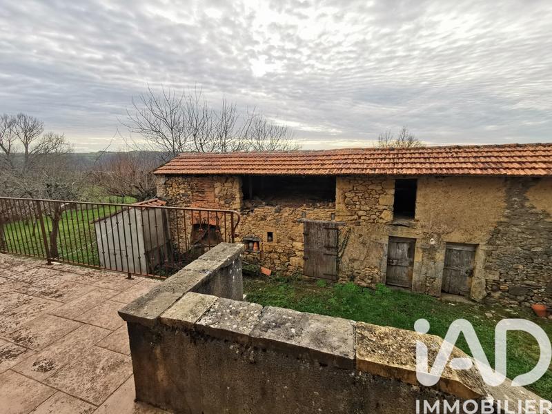 Maison - 300 m² - 10 pièces